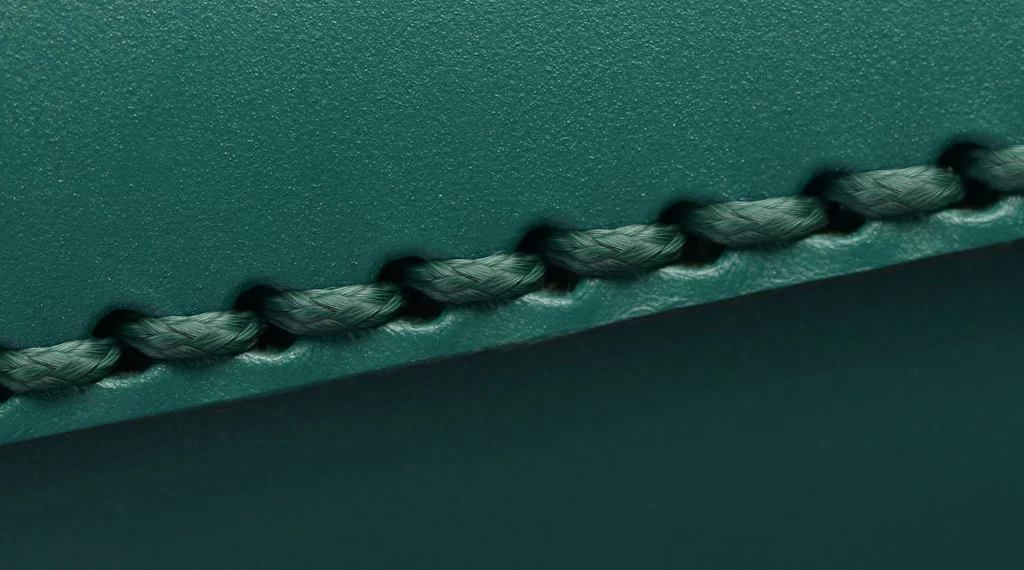 Sewing_thread_Serabraid_braided_AMANN_seam[1]